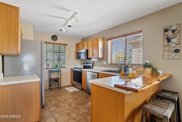 29149 N Yellow Bee Drive, San Tan Valley, AZ 85143