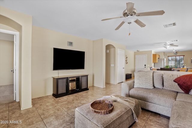 29149 N Yellow Bee Drive, San Tan Valley, AZ 85143