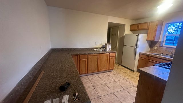 1600 Sunnyside Ave, Stockton, CA 95205