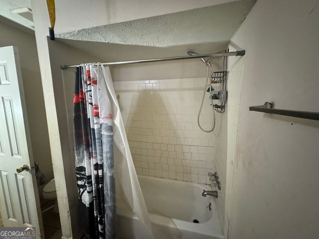 3223 Strawberry Lane, Decatur, GA 30034