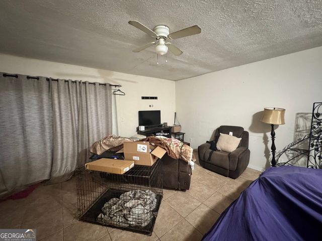 3223 Strawberry Lane, Decatur, GA 30034