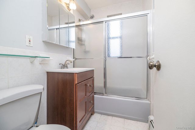 1 Jefferson Avenue H8, Rockville Centre, NY 11570