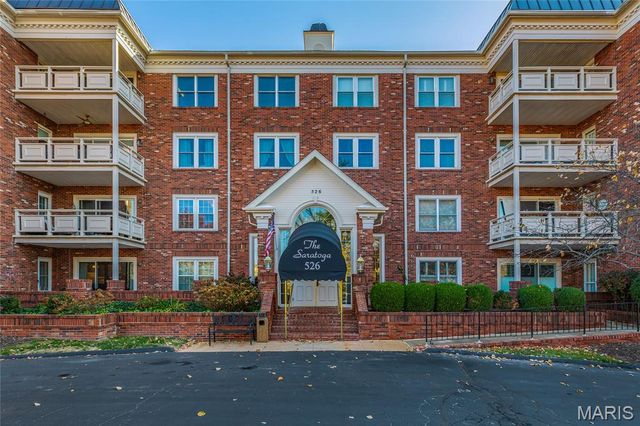 526 Sarah Lane 22, Creve Coeur, MO 63141