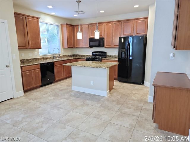 10449 Yew Blossom Avenue, Las Vegas, NV 89166