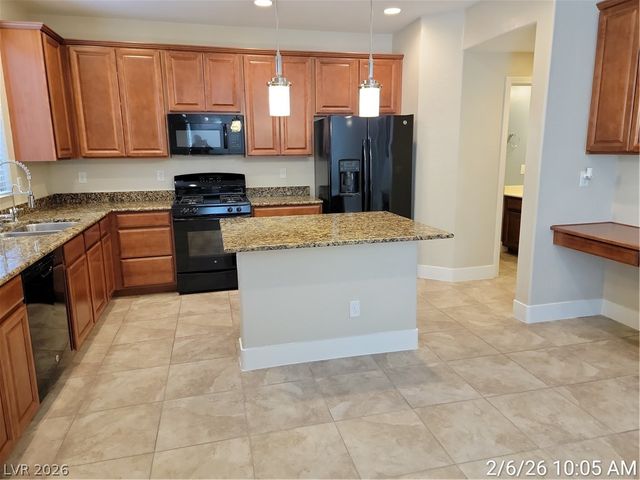 10449 Yew Blossom Avenue, Las Vegas, NV 89166