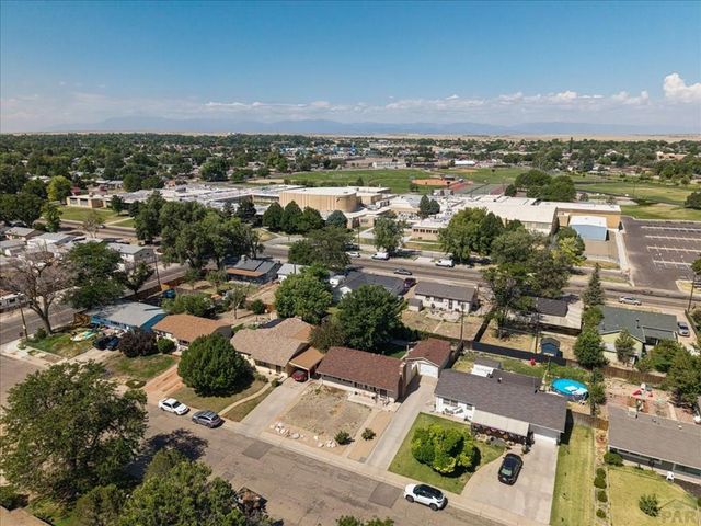 1719 Lynwood Lane, Pueblo, CO 81005