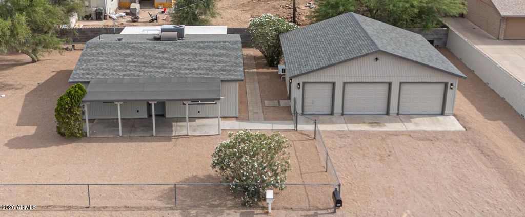 10747 E BOULDER Drive, Apache Junction, AZ 85120