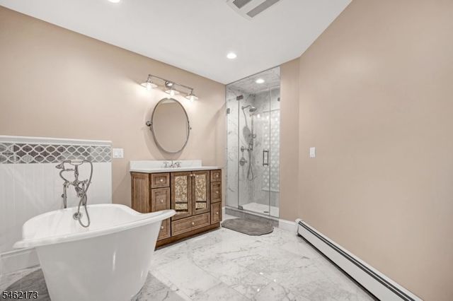 25 Woodbine Rd, Florham Park Boro, NJ 07932