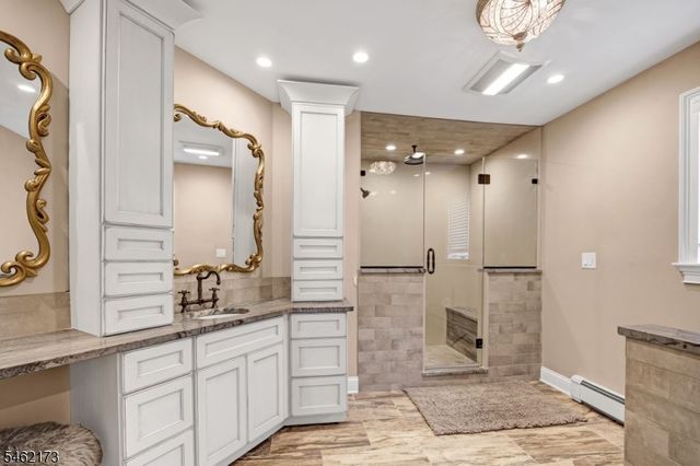 25 Woodbine Rd, Florham Park Boro, NJ 07932