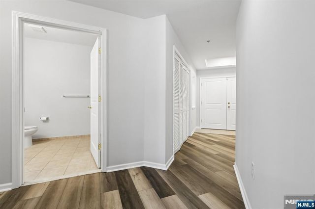 9104 Ravenscroft Road, Clifton, NJ 07013