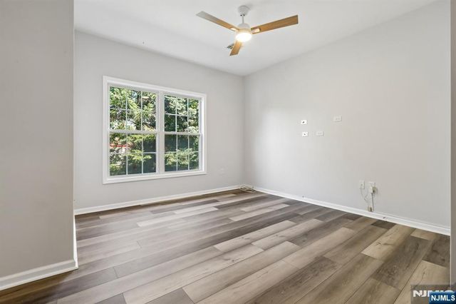 9104 Ravenscroft Road, Clifton, NJ 07013