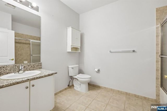 9104 Ravenscroft Road, Clifton, NJ 07013