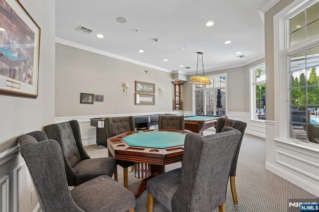 9104 Ravenscroft Road, Clifton, NJ 07013