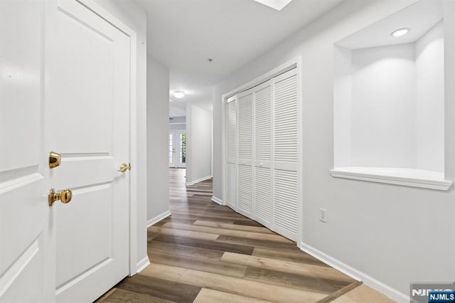 9104 Ravenscroft Road, Clifton, NJ 07013