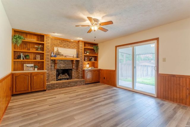 7524 E Blackford Avenue, Evansville, IN 47715