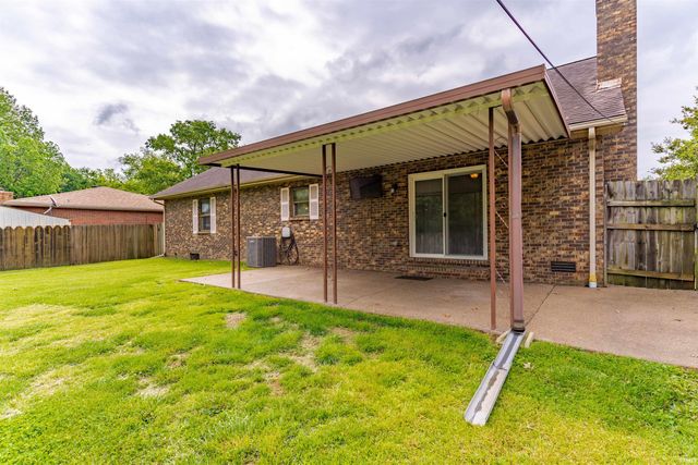 7524 E Blackford Avenue, Evansville, IN 47715
