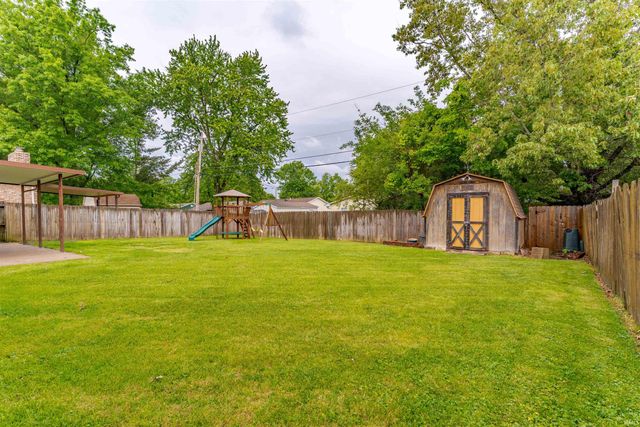 7524 E Blackford Avenue, Evansville, IN 47715