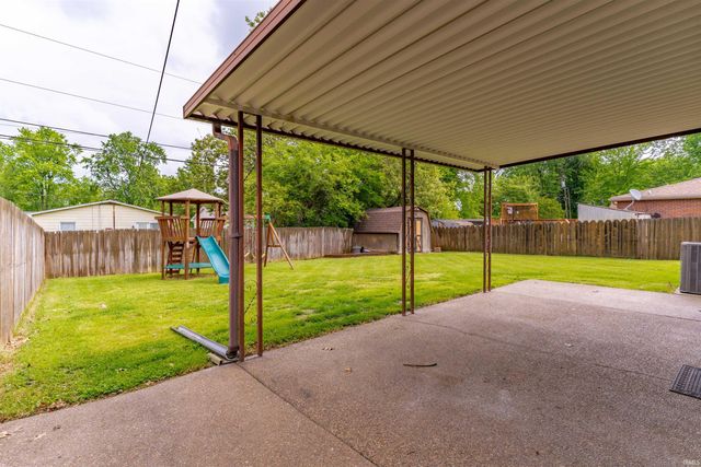7524 E Blackford Avenue, Evansville, IN 47715