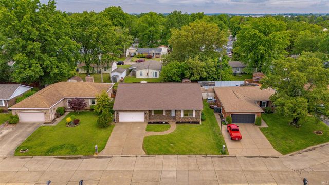 7524 E Blackford Avenue, Evansville, IN 47715