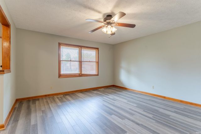 7524 E Blackford Avenue, Evansville, IN 47715