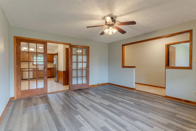 7524 E Blackford Avenue, Evansville, IN 47715
