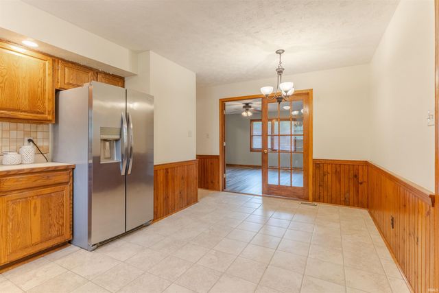 7524 E Blackford Avenue, Evansville, IN 47715
