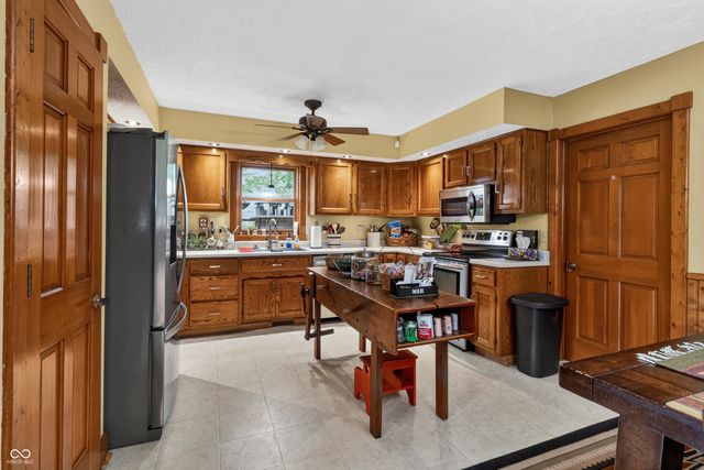 3594 W County Road 600 S, Clayton, IN 46118