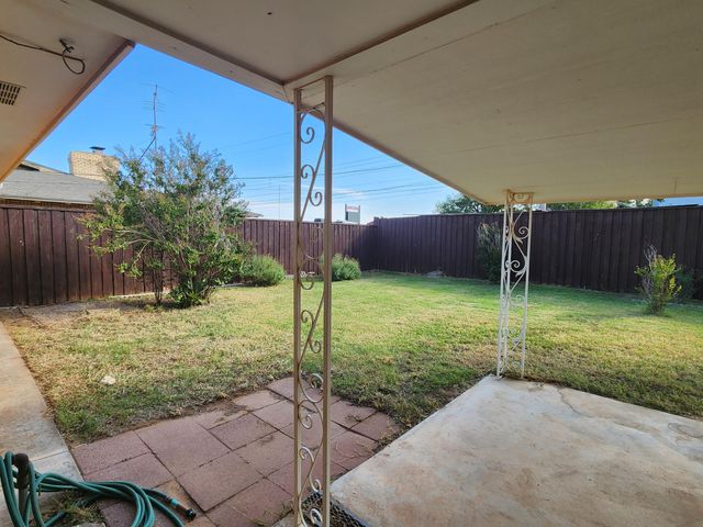 126 E 23rd Street, Littlefield, TX 79339