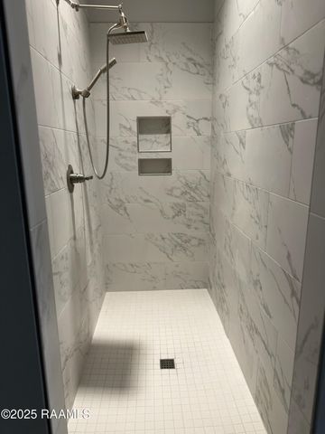 211 Treescape Drive, Lafayette, LA 70508