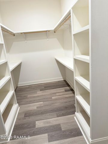 211 Treescape Drive, Lafayette, LA 70508