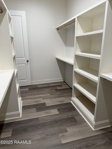 211 Treescape Drive, Lafayette, LA 70508