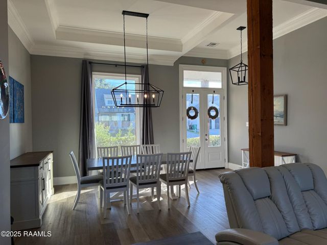 211 Treescape Drive, Lafayette, LA 70508