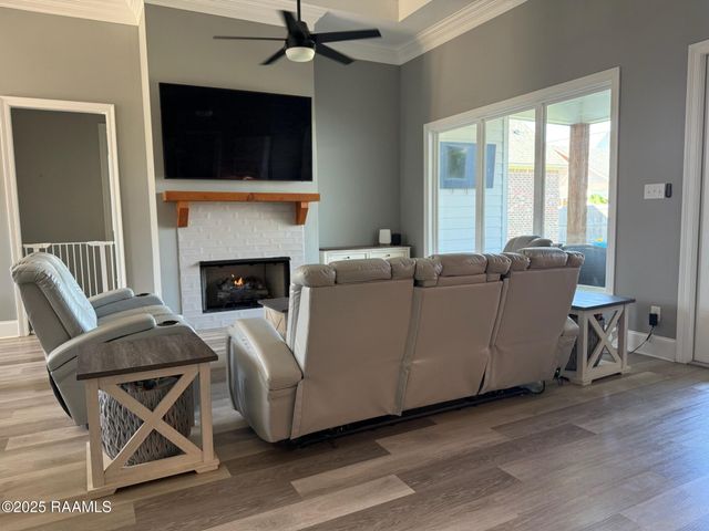 211 Treescape Drive, Lafayette, LA 70508