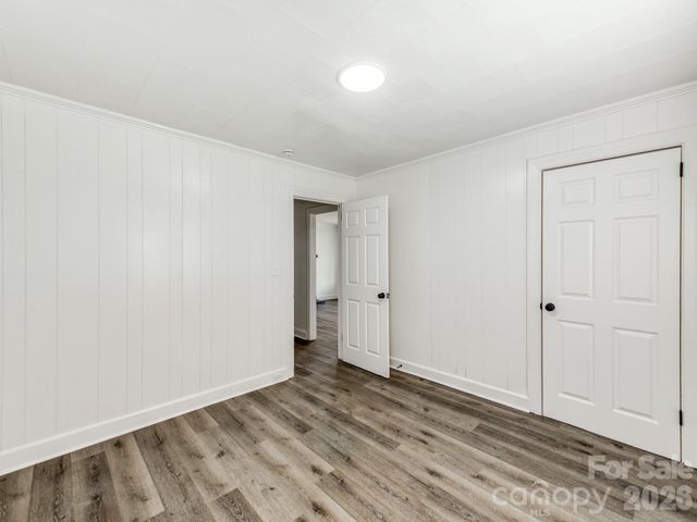 1717 W Davidson Avenue, Gastonia, NC 28052