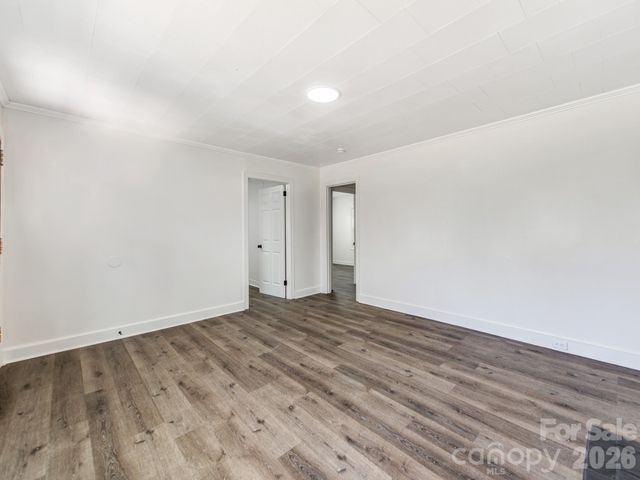 1717 W Davidson Avenue, Gastonia, NC 28052