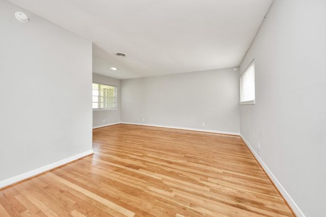 1923 Springrock Lane, Houston, TX 77080