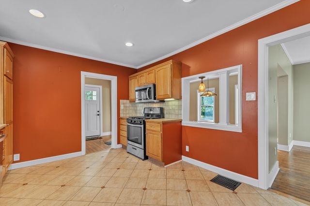 203 N 7th Street, Ann Arbor, MI 48103