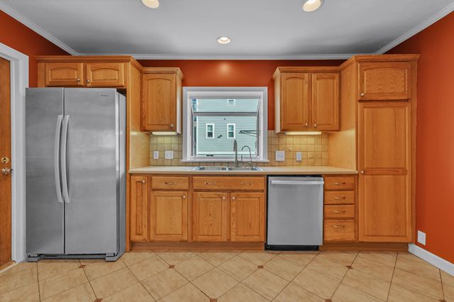 203 N 7th Street, Ann Arbor, MI 48103