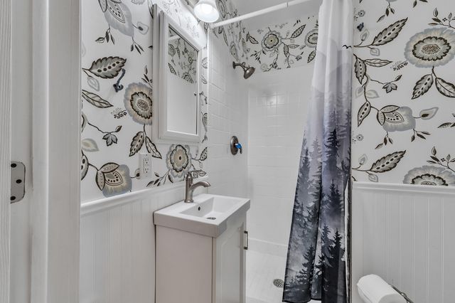 203 N 7th Street, Ann Arbor, MI 48103