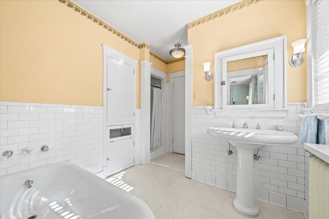 1412 PEABODY AVE, Memphis, TN 38104