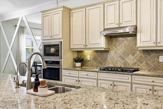 12007 PERENNIAL PLACE, Lakewood Ranch, FL 34211