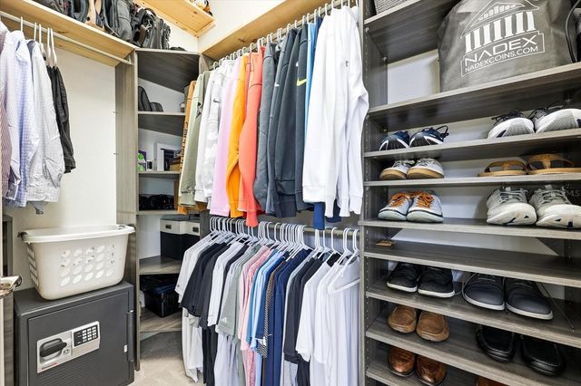 12007 PERENNIAL PLACE, Lakewood Ranch, FL 34211