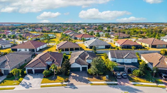 12007 PERENNIAL PLACE, Lakewood Ranch, FL 34211