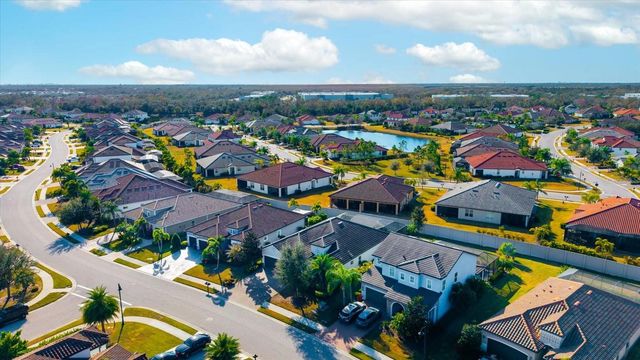 12007 PERENNIAL PLACE, Lakewood Ranch, FL 34211