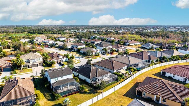 12007 PERENNIAL PLACE, Lakewood Ranch, FL 34211