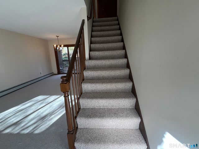 649 Middle Turnpike East APT E, Manchester, CT 06040