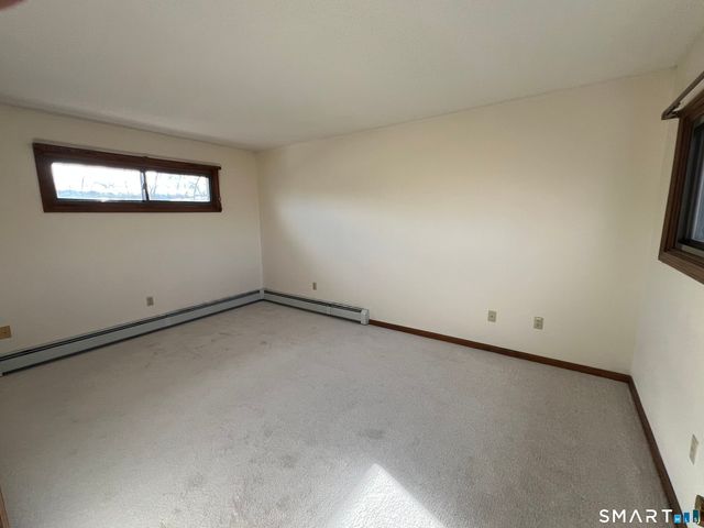 649 Middle Turnpike East APT E, Manchester, CT 06040