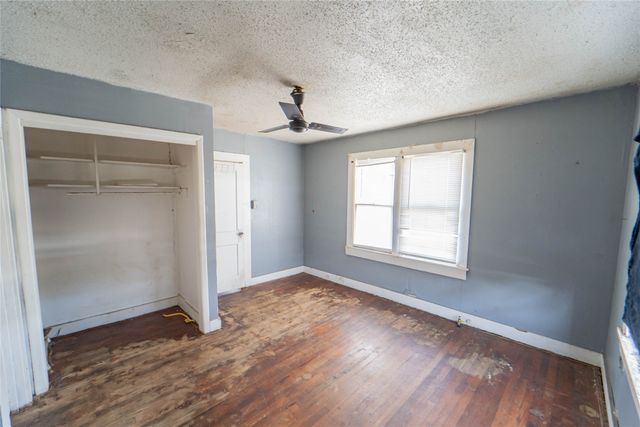 1109 W Elm Street, Breckenridge, TX 76424