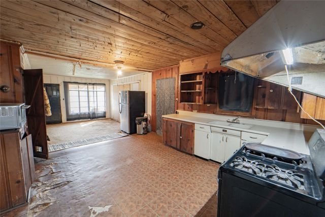 1109 W Elm Street, Breckenridge, TX 76424