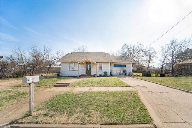 1109 W Elm Street, Breckenridge, TX 76424